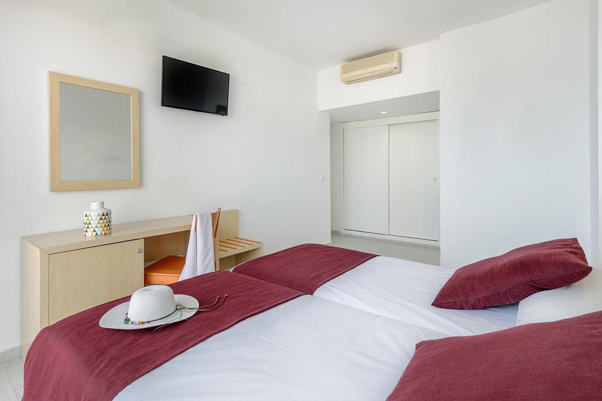 Hotel Vibra Riviera Sant Antoni de Portmany Zewnętrze zdjęcie